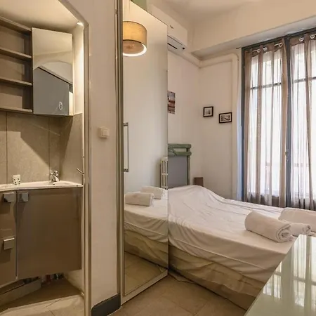 Апартаменты Appt 3 Chambes Au Coeur De Nice-5 Mns Plages *