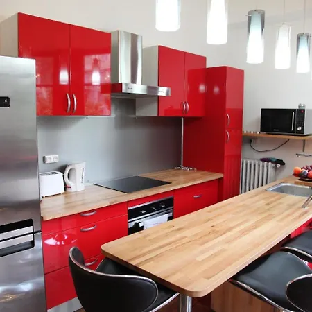 Appt 3 Chambes Au Coeur De Nice-5 Mns Plages Apartamento *