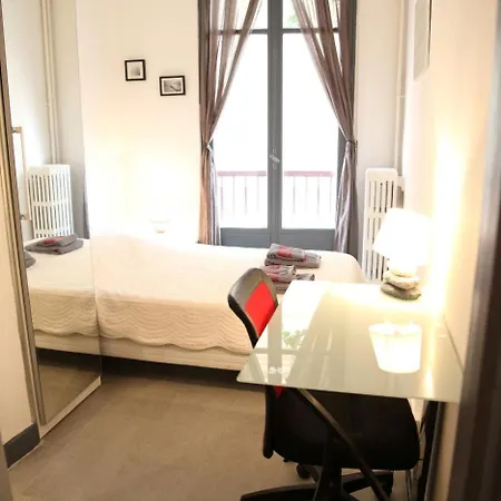 Appt 3 Chambes Au Coeur De Nice-5 Mns Plages Apartamento *
